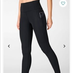✨NWOT✨Fabletics Oasis Legging